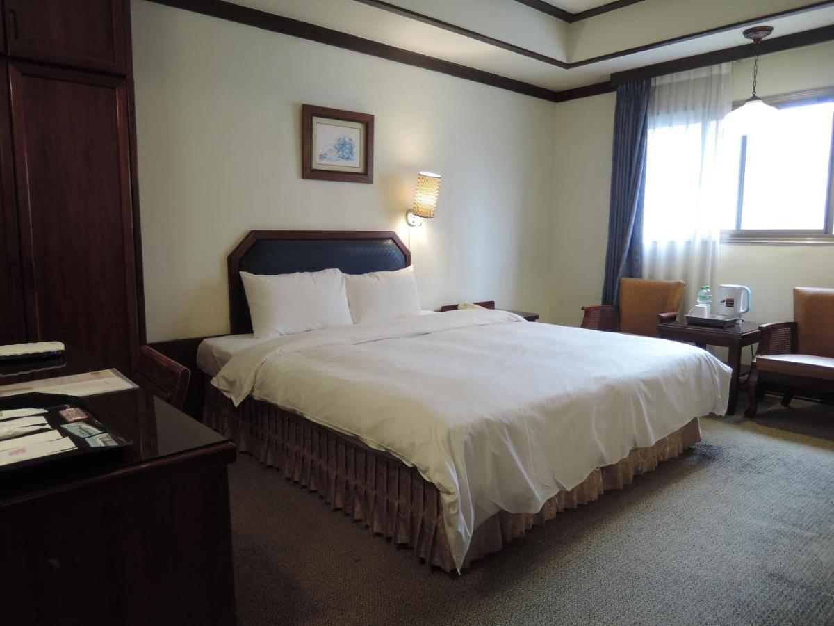 Guide Hotel Changhua Jhongjheng Екстер'єр фото